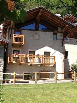 www.petitrelaisvaldaosta.it