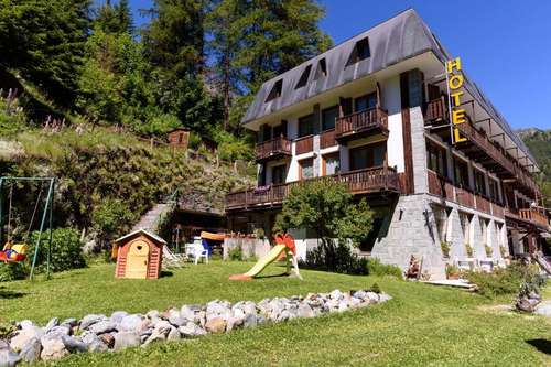 www.hotelgenzianella.it