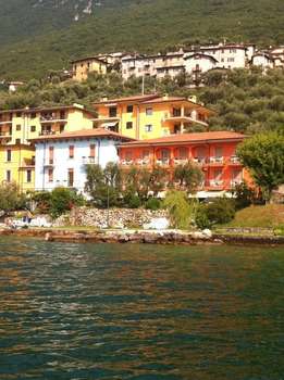 www.smeraldohotel.eu