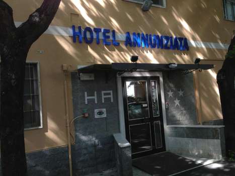 www.hotelannunziata.com
