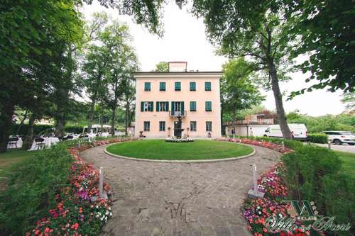 www.relaisvilladegliaceri.it