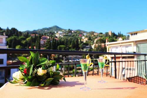 www.hotelallafontanella.it