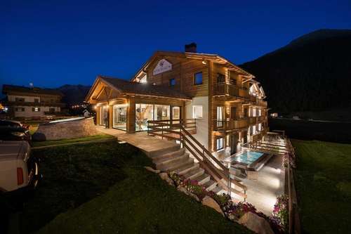 www.hotelsportinglivigno.com