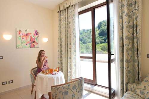 www.termeforlenza.it