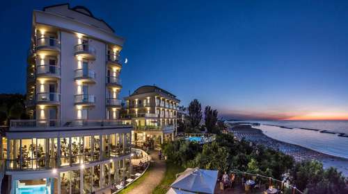 www.sanssouci-hotelgabicce.it
