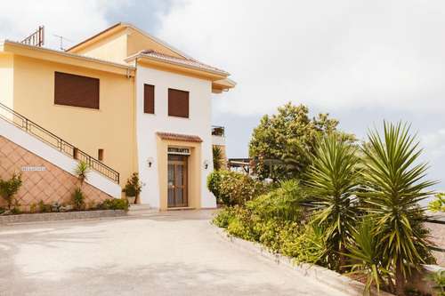 www.hotelbellavistak3.it
