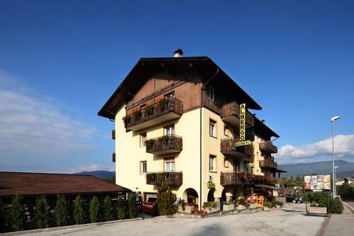 www.albergo-bucaneve.it
