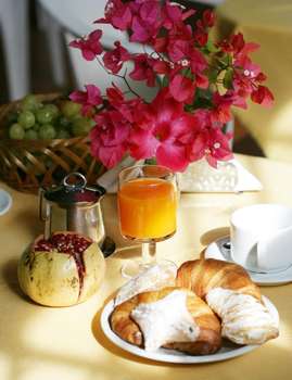 www.albergobouganville.it