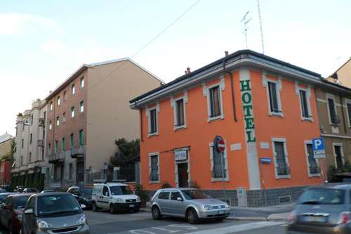 www.hotellacaravella.it