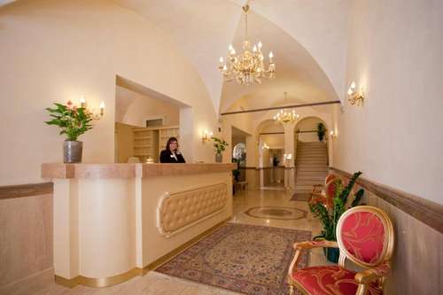 www.cavour-hotel.com