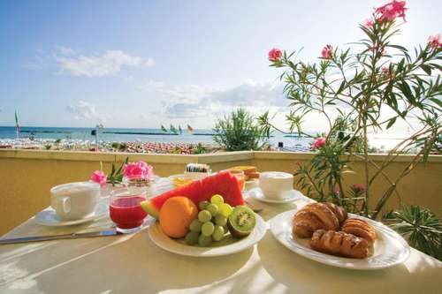 www.hotelsangiorgiosavoia.com