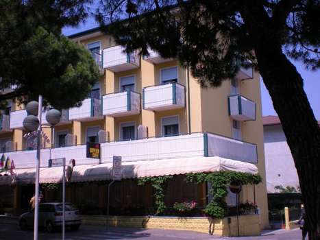 www.hotelportofinocaorle.it
