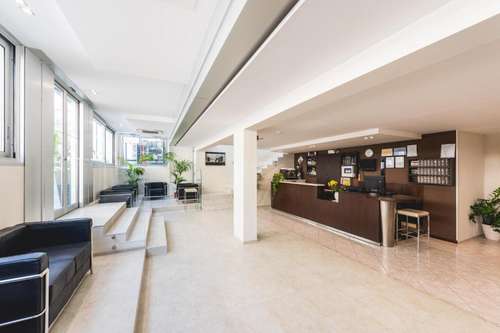 www.hotelrominarimini.com