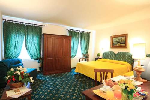 www.hotelsangiorgioflorence.com