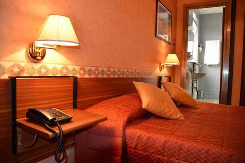 www.hotelmilanotrieste.com.es