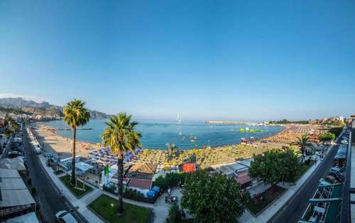 www.hotellasirenetta.com