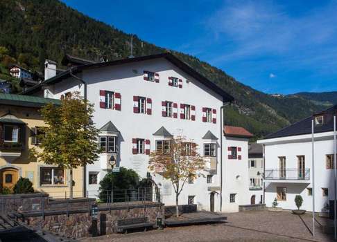 www.ansitz-kandelburg.com
