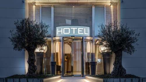 www.piacenzahotels.com