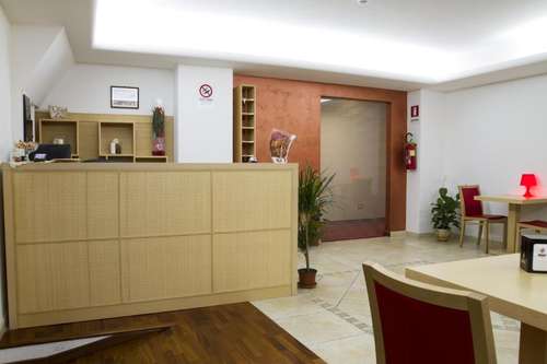 www.hotelcataniatown.com