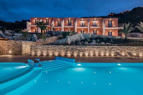 www.hoteltrapaniparcodegliaromi.it