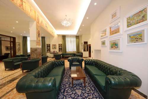 www.hotelmodernosiena.it