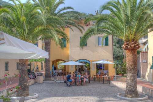 www.hotelarabesque.it