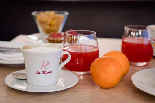 www.hotellaruota.com