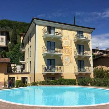 www.stelladorohotel.it