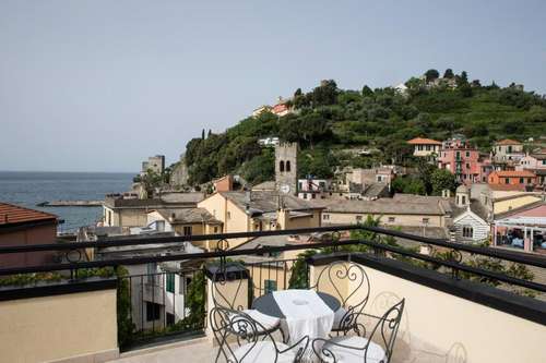 www.lacolonninacinqueterre.it
