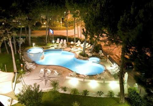www.mediterraneo-hotel.com