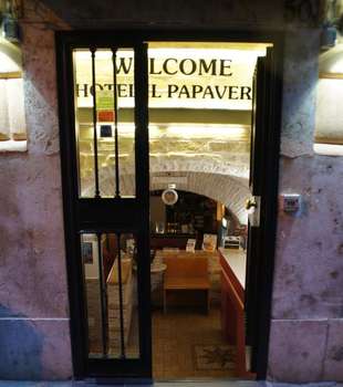 www.hotelilpapaveroroma.com