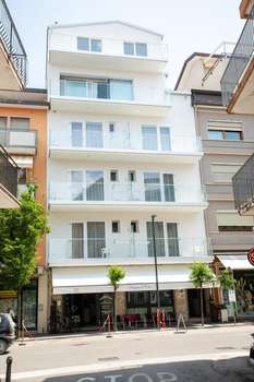 www.hotelragnodorochioggia.it