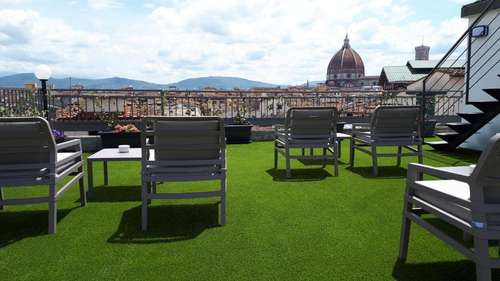 www.hotelcantoriafirenze.it