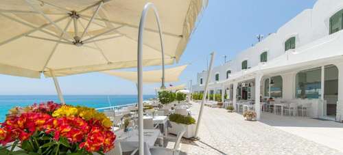 www.larocciahotel.it
