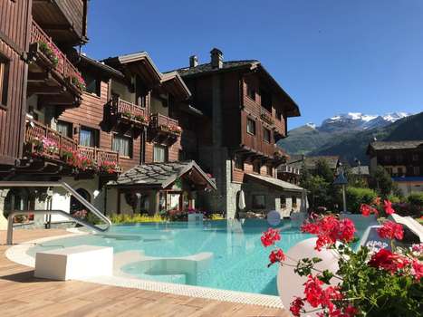 www.hotelrelaisdesglaciers.com