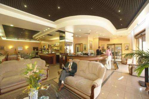 www.hotelvalganna.com