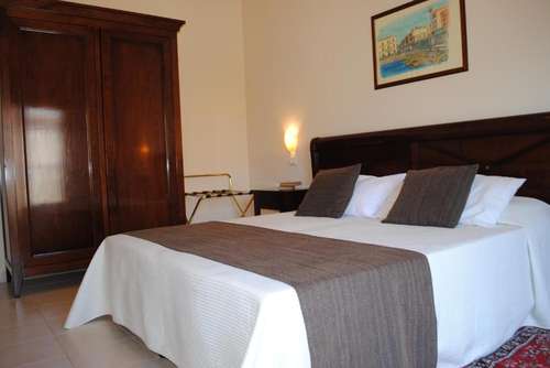 www.parkhotelsiracusa.com