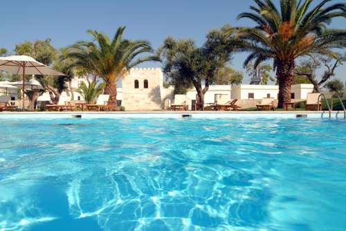 www.villahermosaresort.it