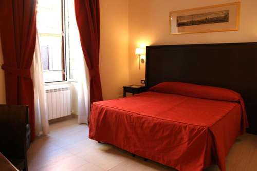 www.hotelgardarome.com