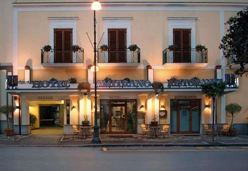 www.hotelamitrano.it