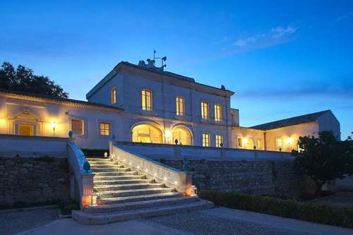 www.imonasterigolfresort.com