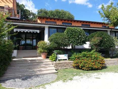 www.hotel-ilcasale.it