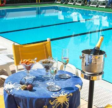 www.hotelgioiella.com