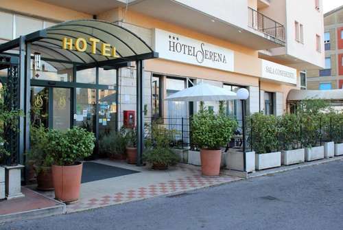 www.hotelserenarieti.it