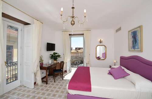 www.residenzaluce.it