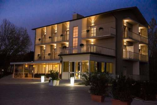 www.hotelinfinitycervia.it