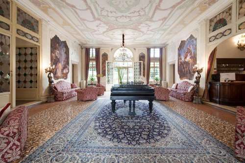 www.hotelvillacondulmer.it