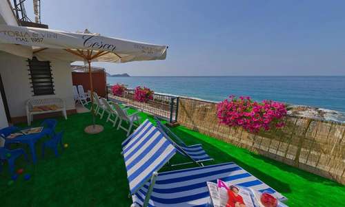 www.hotelrealpark.com