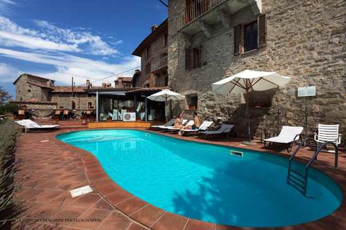 www.relaislafattoria.com