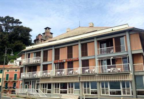 www.hotelmaggiore.com